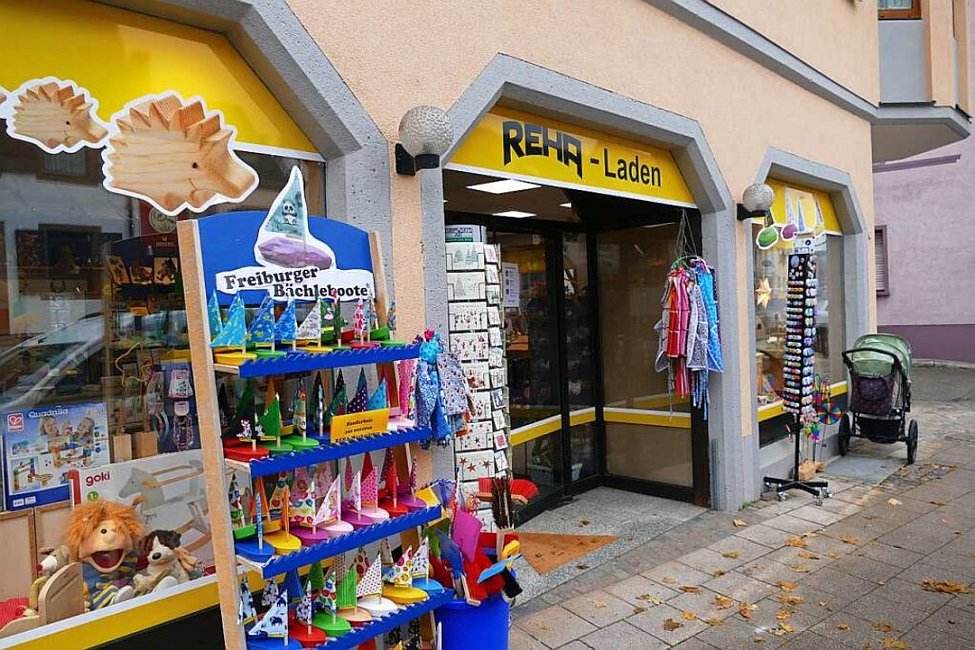 Der REHA-Laden ist in die Lange Straße umgezogen. 